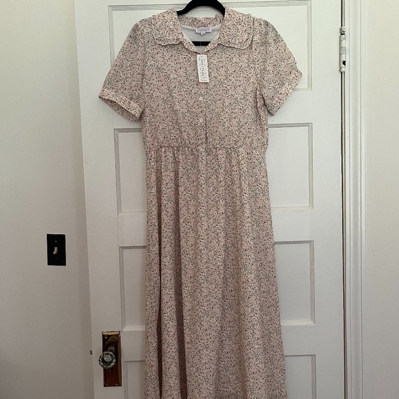 Rihoas Dresses & Skirts - NWT Rihoas midi dress, floral with collar and buttons, short sleeve, size 10